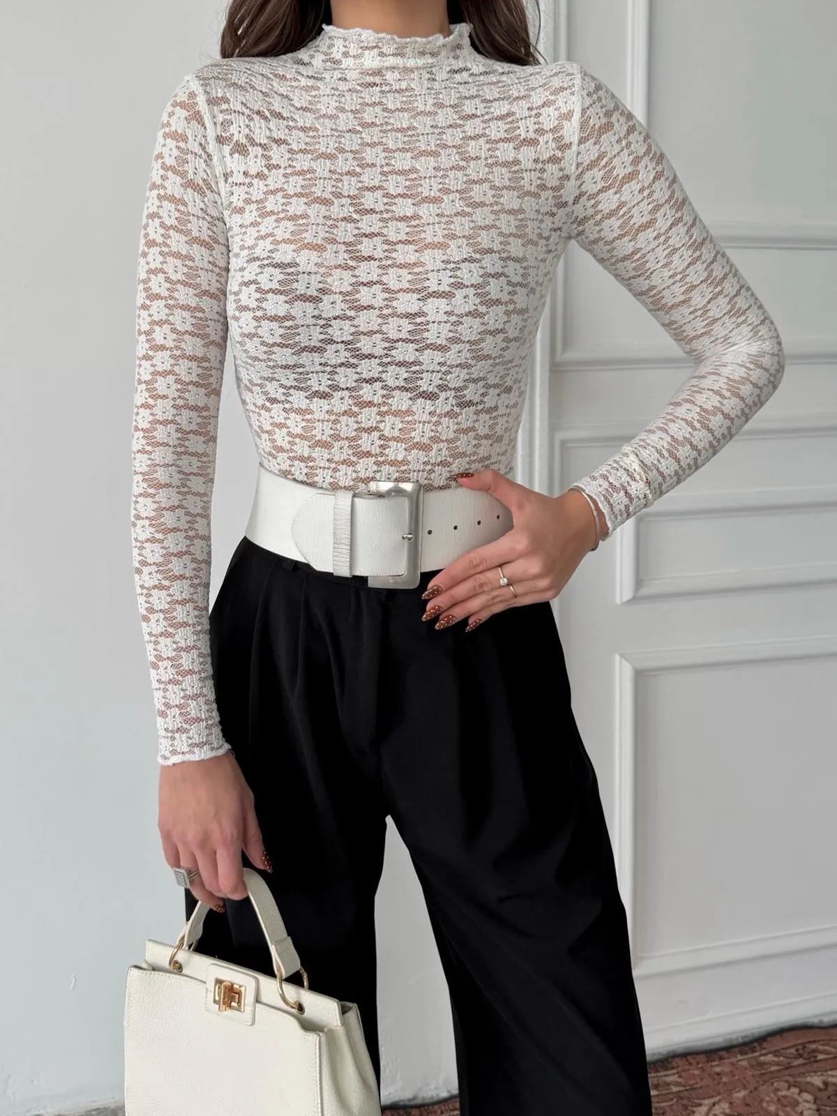 Beyaz Dantel Detay Body — görsel 2 · KV20260125003