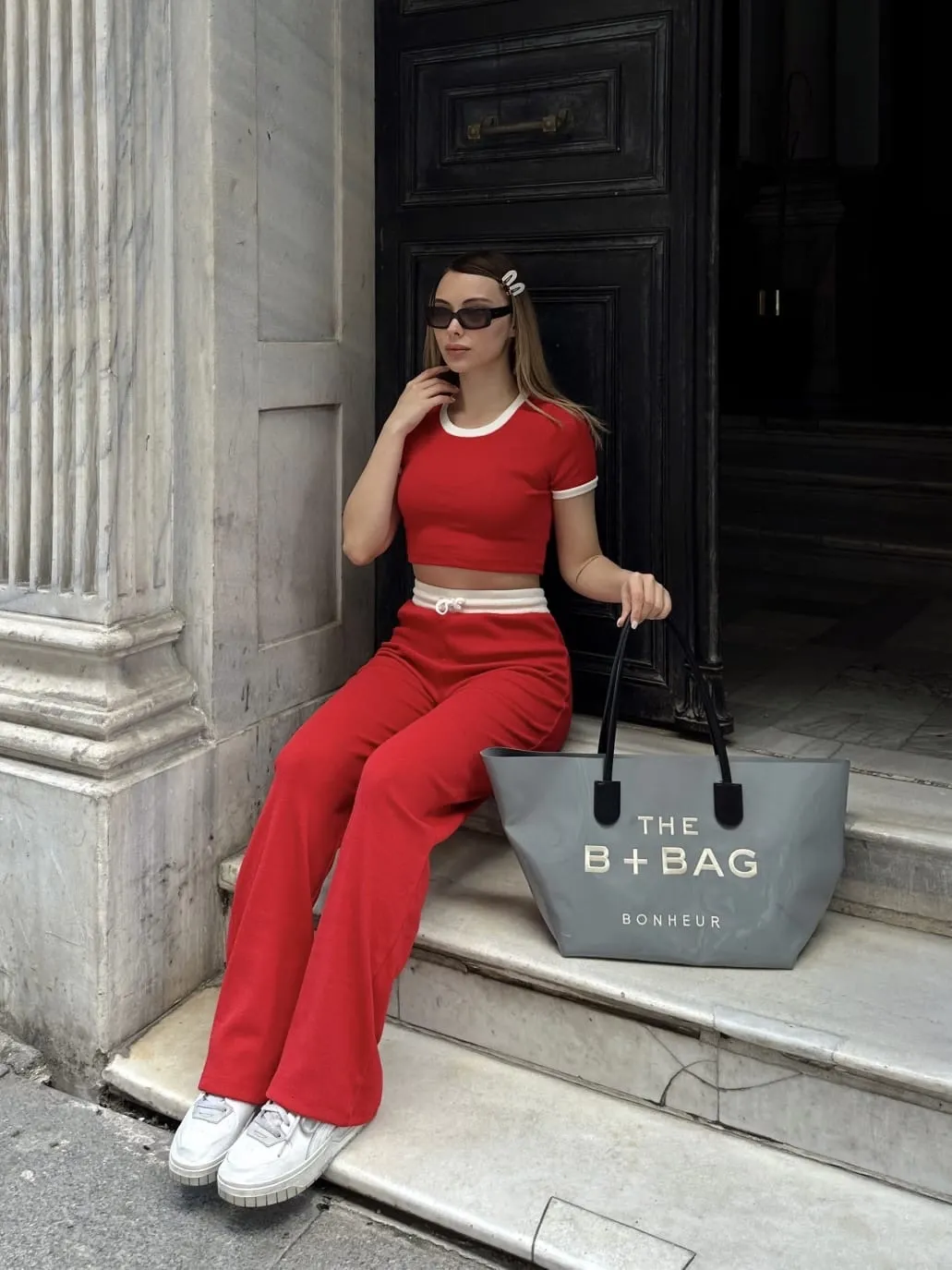 Crop pantolon biyeli takım kırmızı — görsel 2 · G75L4KEVWR