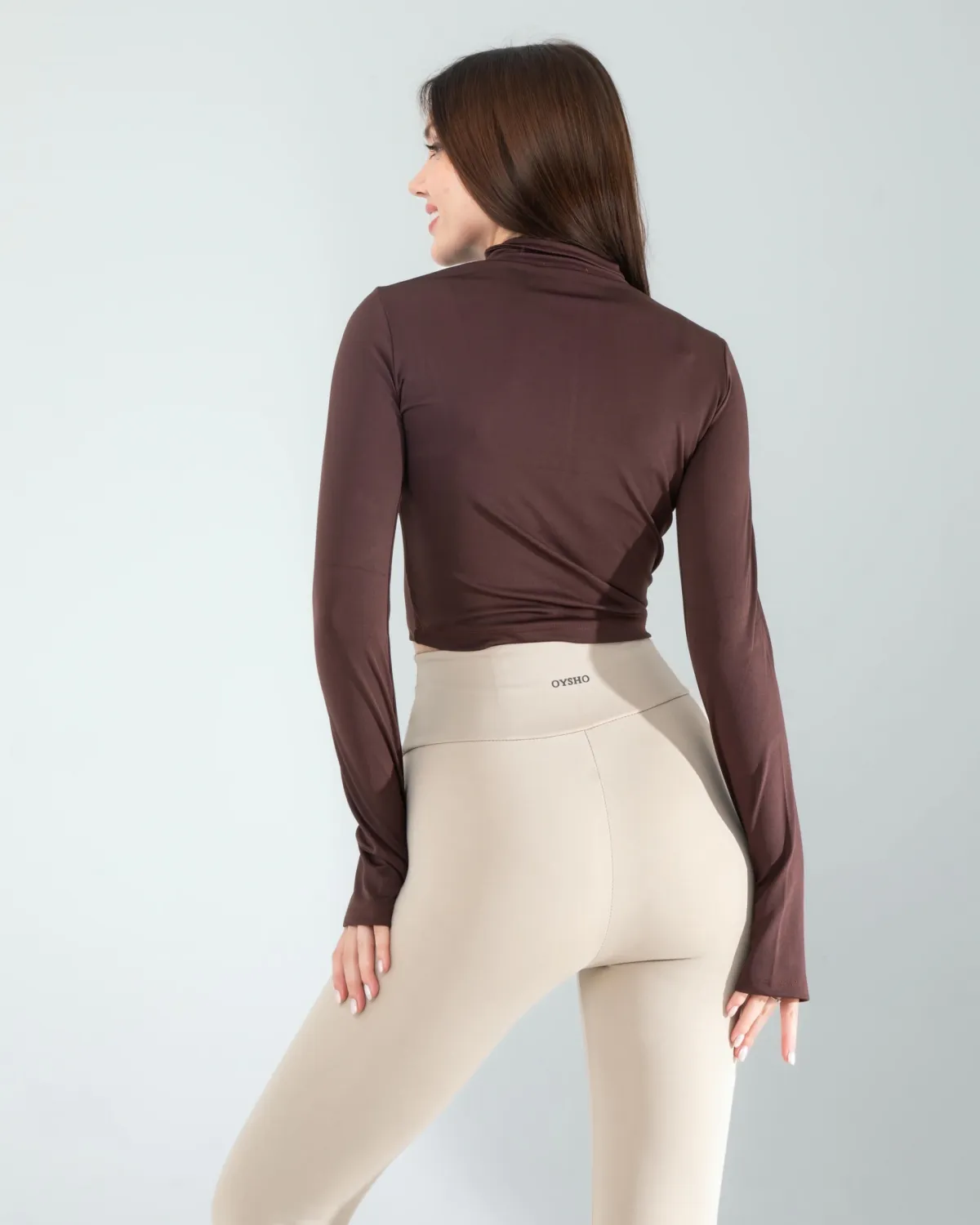 Kahve Renkli Parmak Geçmeli Spor Body — görsel 5 · KV2025010126