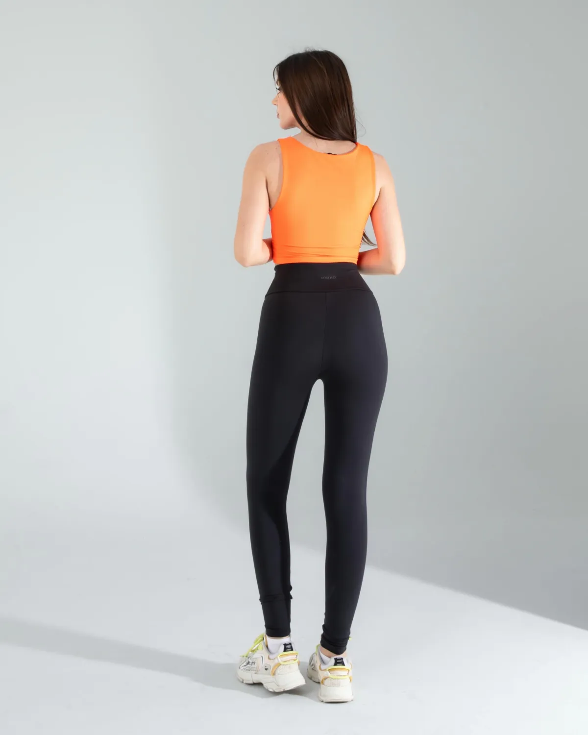 Turuncu Kalın Askılı Scuba Kumaş Crop — görsel 5 · KV2025010189