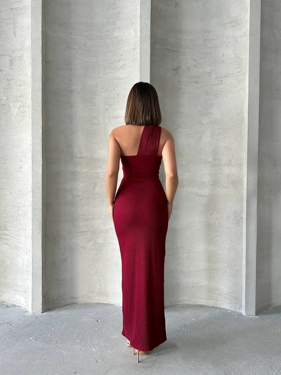 Krinkıl tek omuz uzun elbise bordo s25455 — görsel 3 · 4U9IAHB841