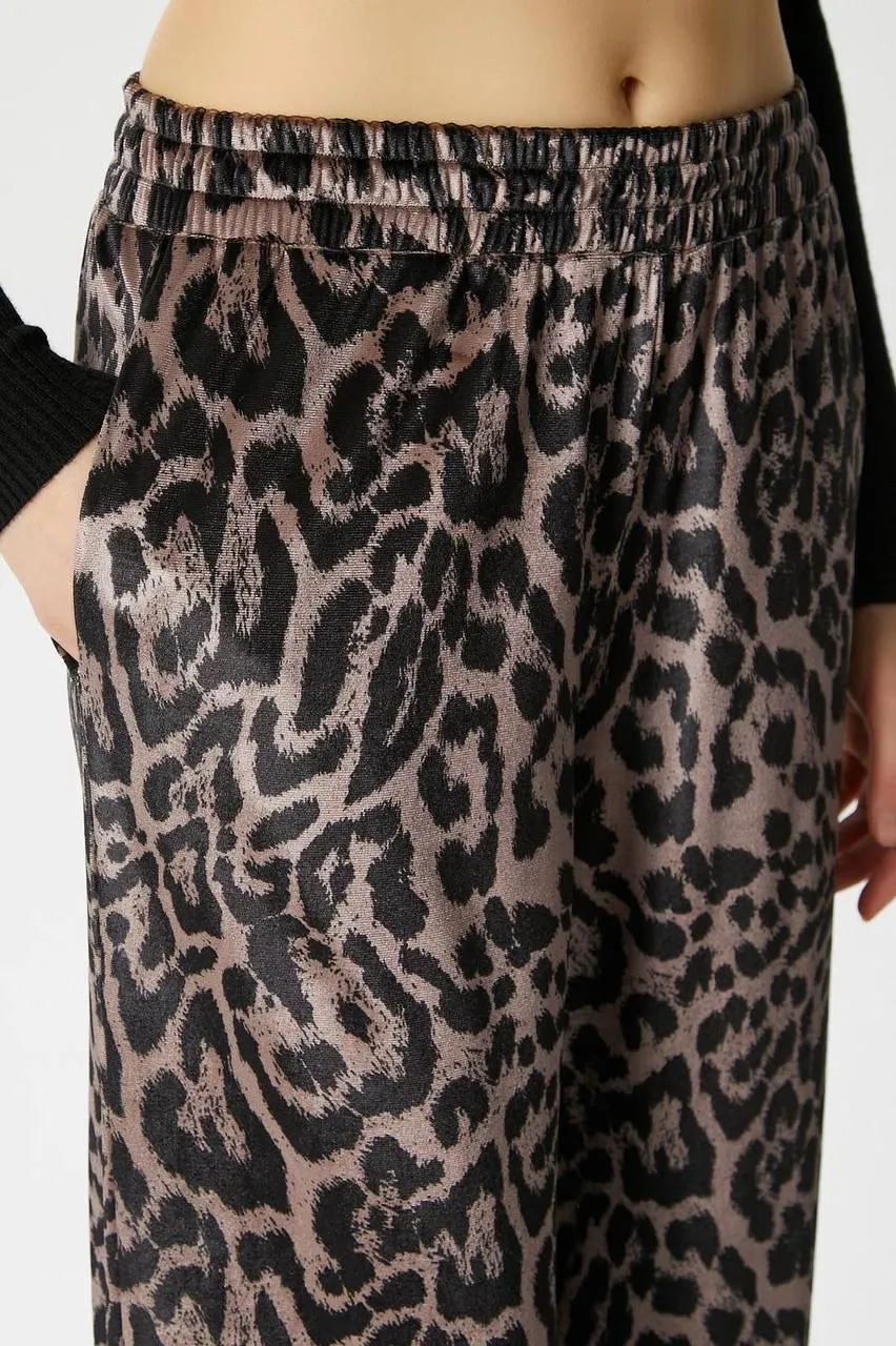Leopar desen pantolon — görsel 4 · H8MCKGC3GM