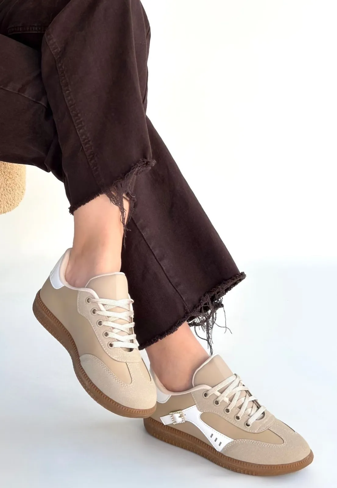 Mier Bej Cilt Bağcıklı Spor Ayakkabı — görsel 3 · 26508