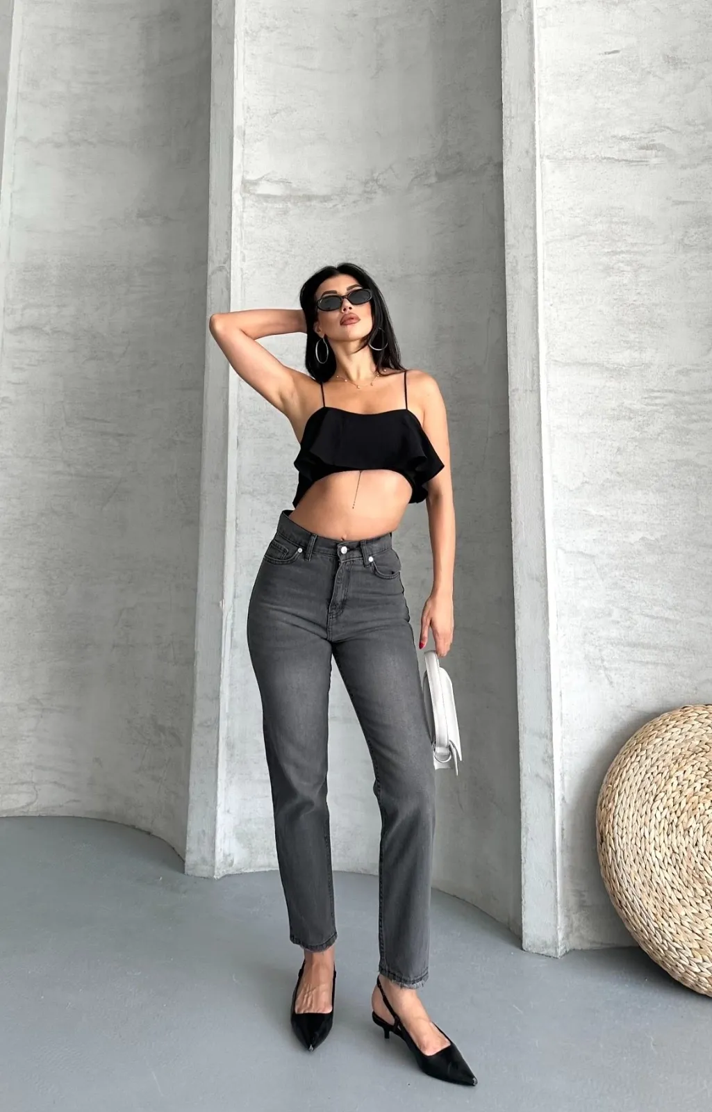 Mom fit enzim taş yıkama jeans pantolon füme d2006 — görsel 3 · D2DWHDIIH6
