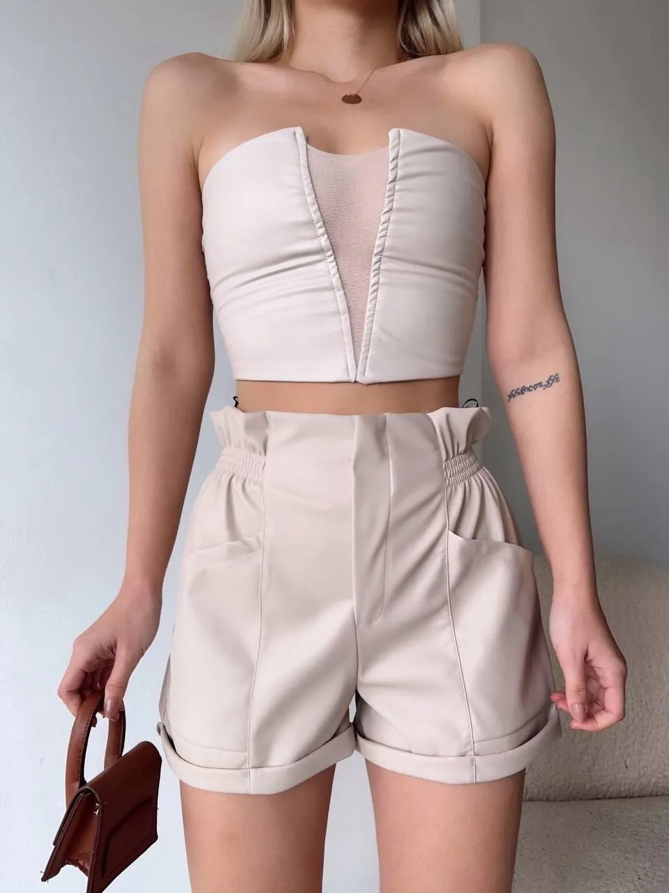 Tüllü deri crop bej w24615 — görsel 4 · 6F1QY17BHU