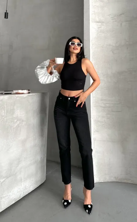 Mom fit enzim bıyıklı taş yıkama jeans pantolon siyah d2006 — görsel 1